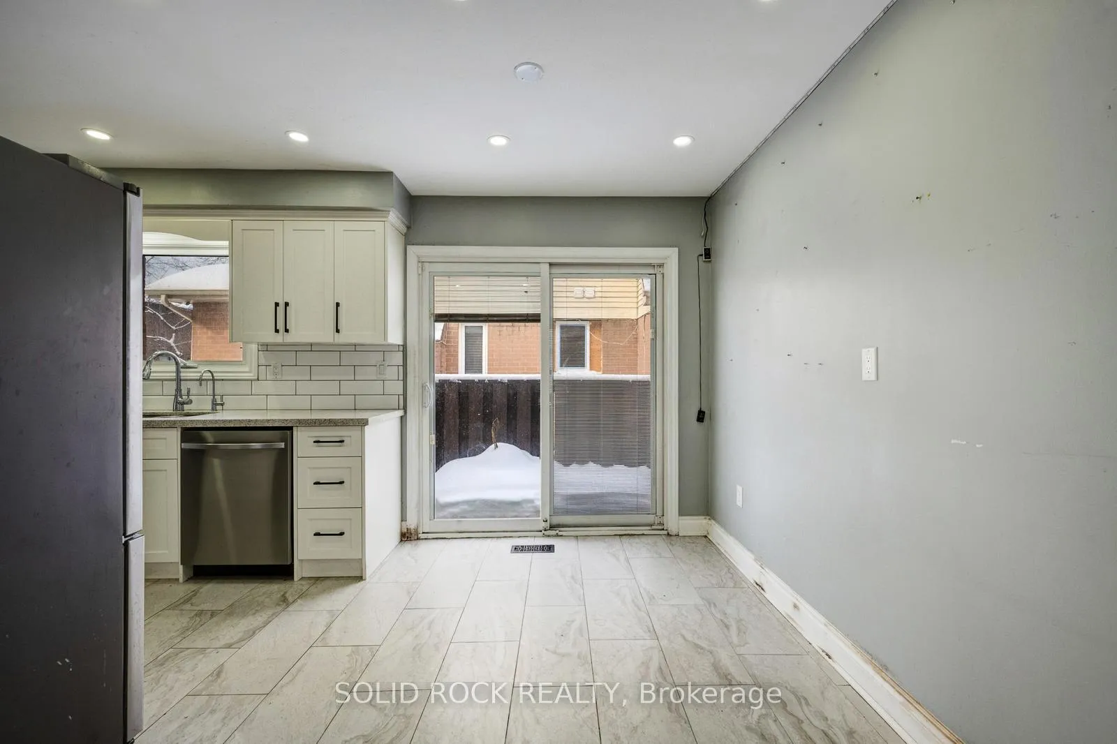 Photo 21 of 12 Torrance Wood, Brampton, Fletcher's West — HOMEH