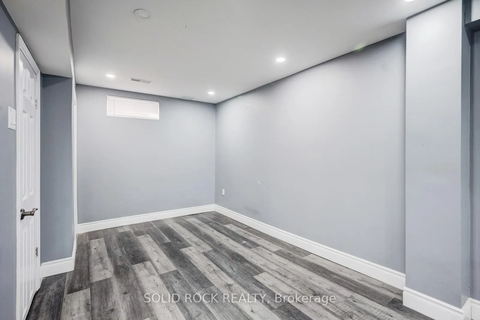 Photo 42 of 12 Torrance Wood, Brampton, Fletcher's West — HOMEH