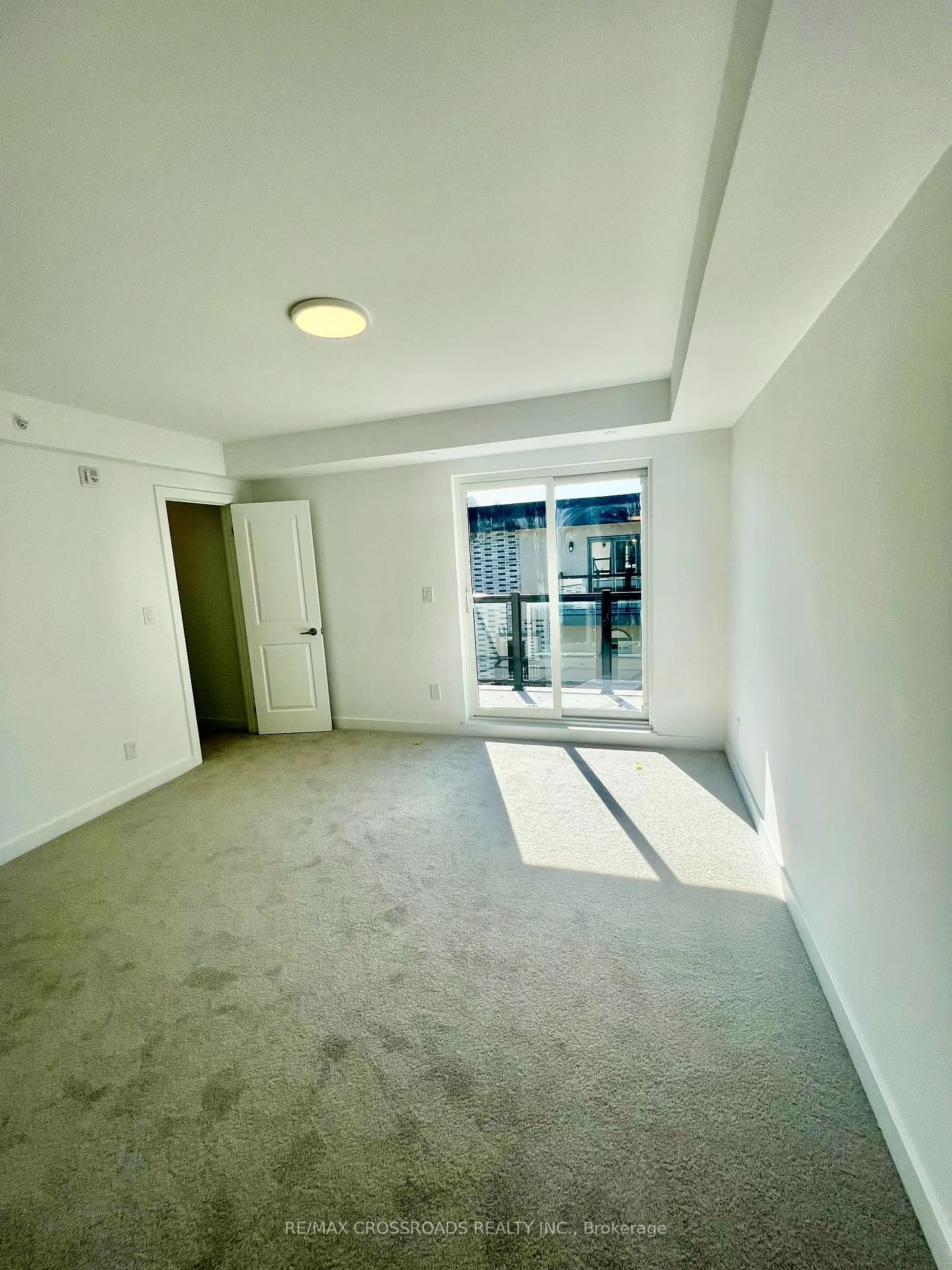 Photo 14 of Unit 30, 400 Mary Street E, Whitby, Downtown Whitby — HOMEH