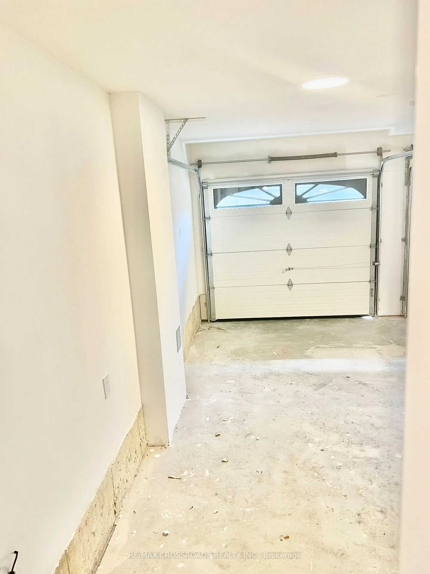 Photo 20 of Unit 30, 400 Mary Street E, Whitby, Downtown Whitby — HOMEH