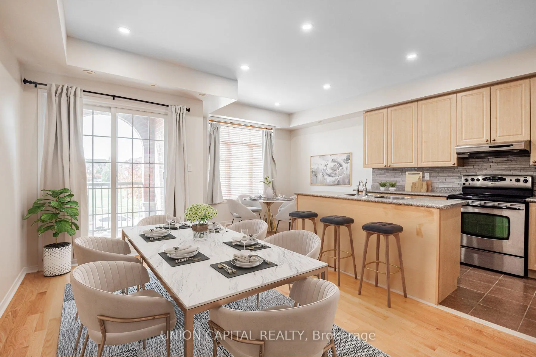 Photo 1 of Unit 22, 38 Greensborough Villag Circle, Markham, Greensborough — HOMEH