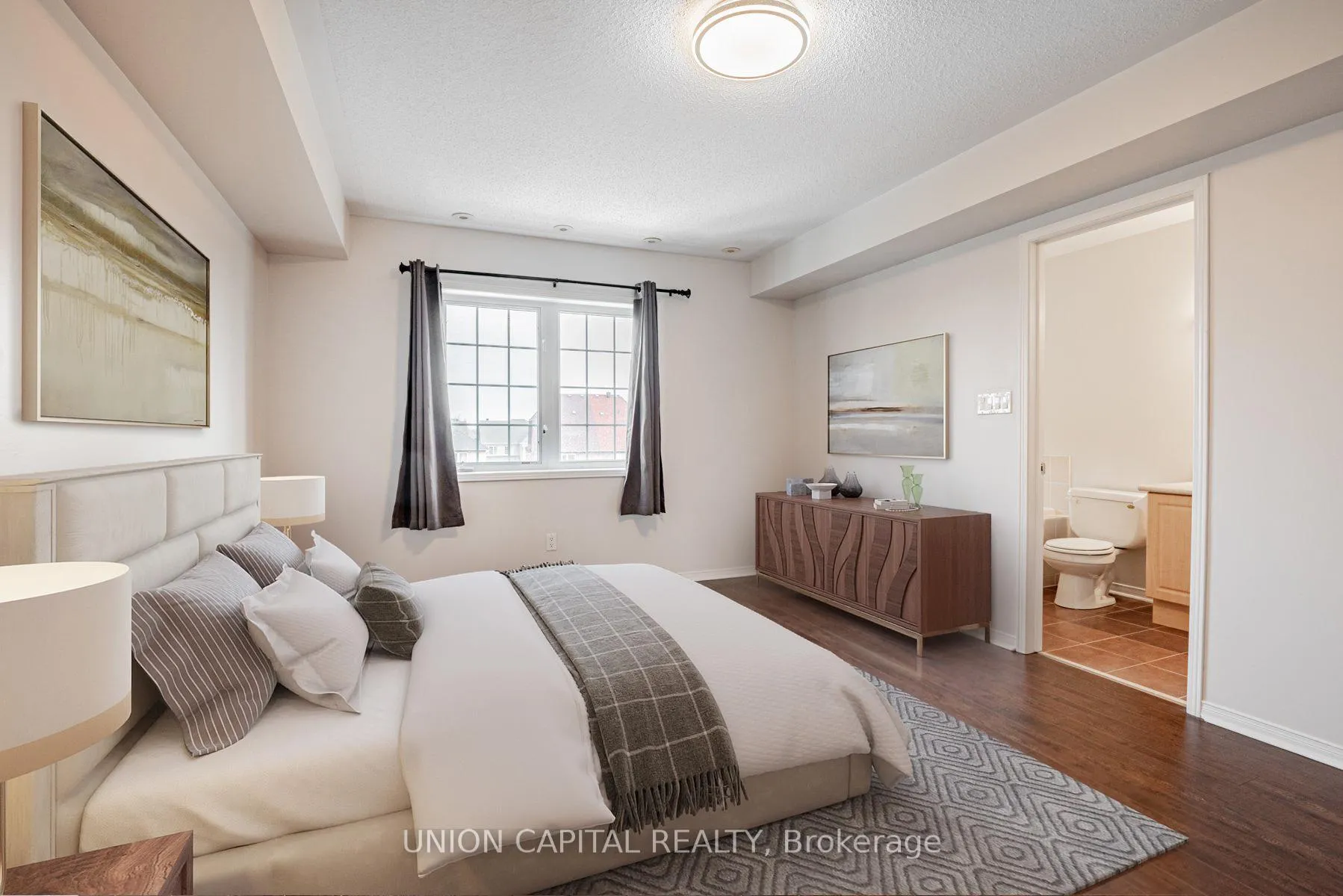 Photo 3 of Unit 22, 38 Greensborough Villag Circle, Markham, Greensborough — HOMEH