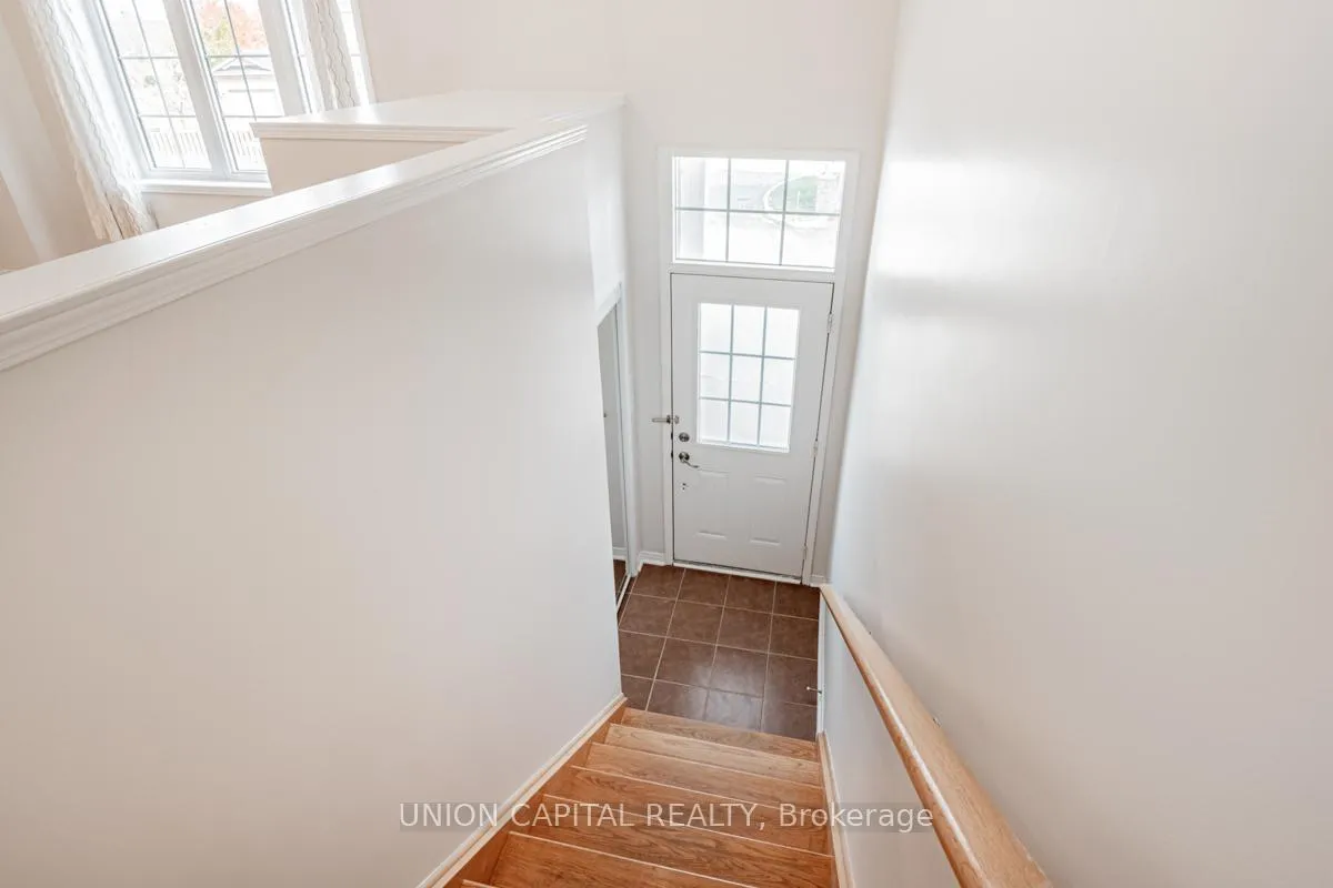 Photo 7 of Unit 22, 38 Greensborough Villag Circle, Markham, Greensborough — HOMEH