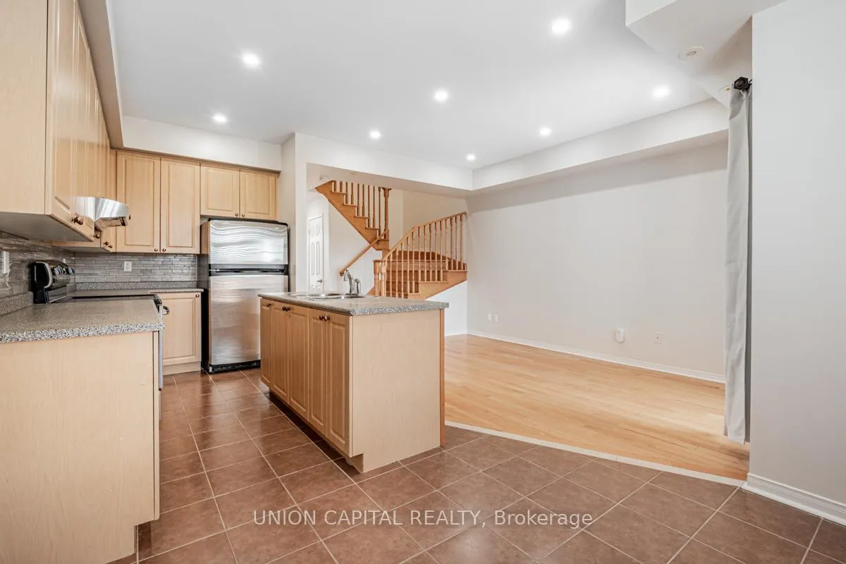Photo 18 of Unit 22, 38 Greensborough Villag Circle, Markham, Greensborough — HOMEH