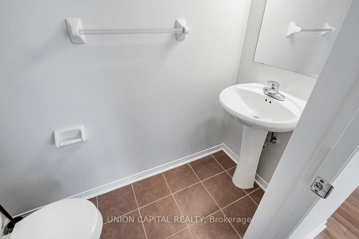Photo 20 of Unit 22, 38 Greensborough Villag Circle, Markham, Greensborough — HOMEH