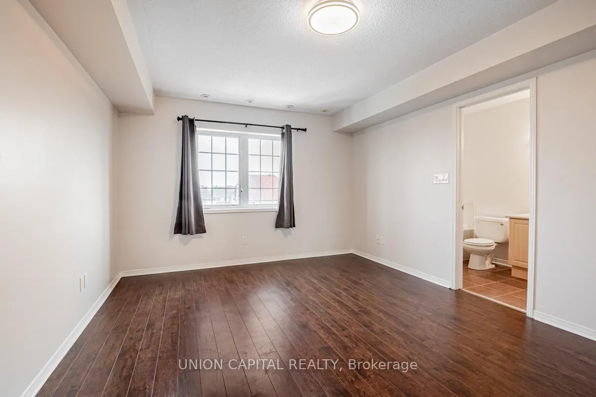Photo 23 of Unit 22, 38 Greensborough Villag Circle, Markham, Greensborough — HOMEH