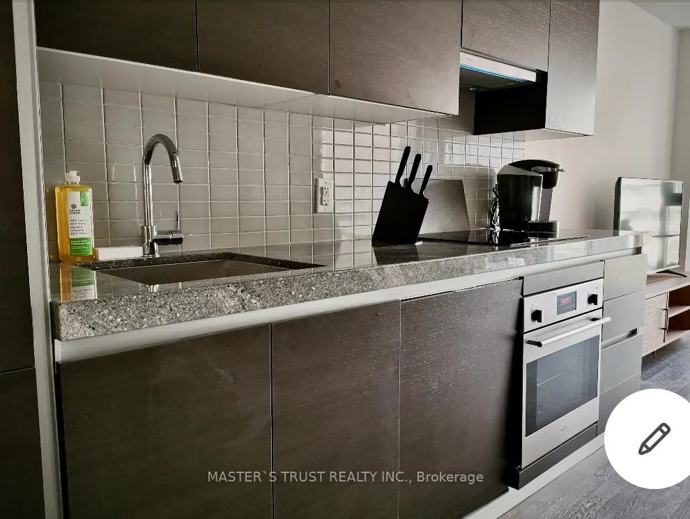 Photo 8 of Unit 617, 629 King Street W, Toronto, Waterfront Communities — HOMEH