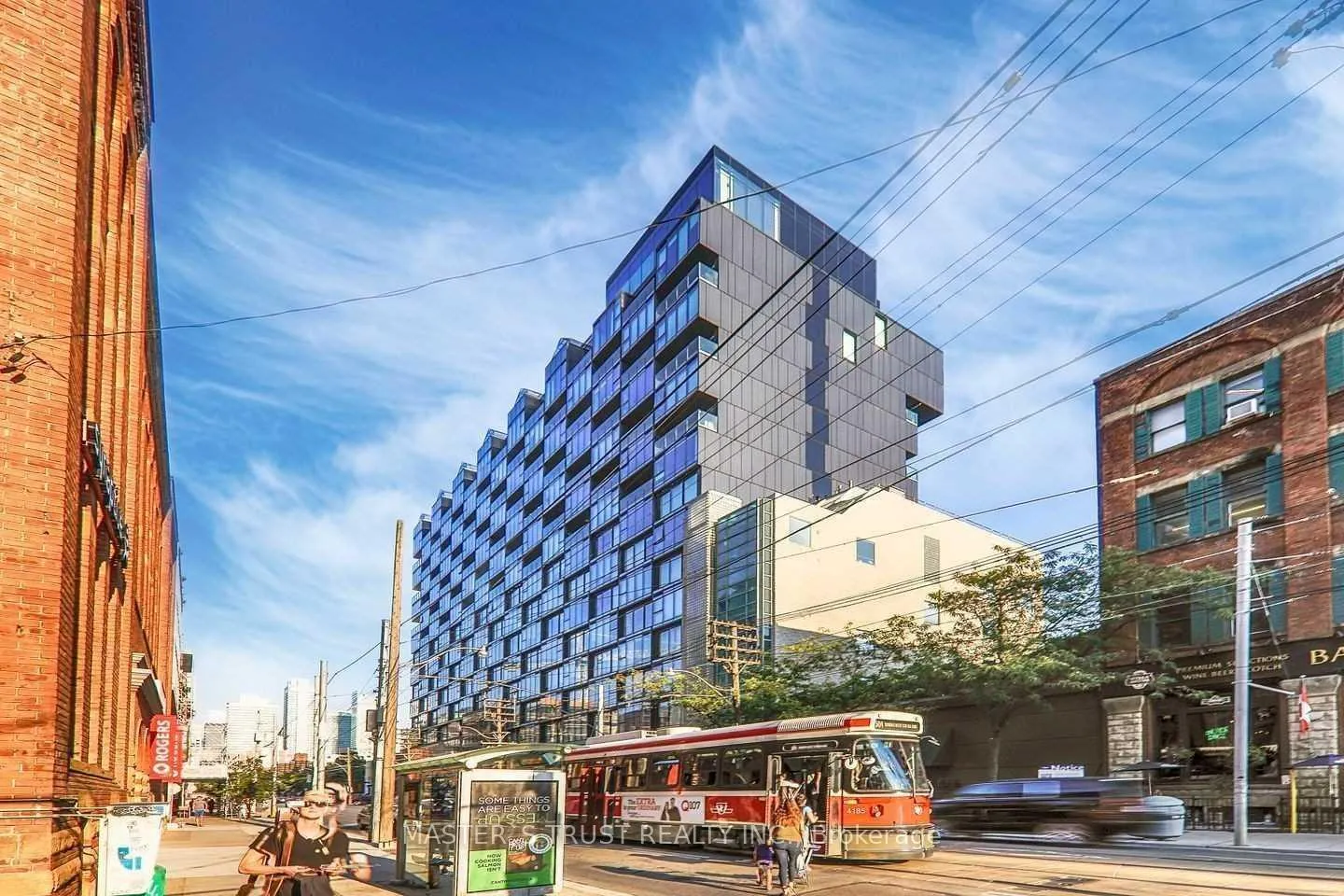 Photo 10 of Unit 617, 629 King Street W, Toronto, Waterfront Communities — HOMEH