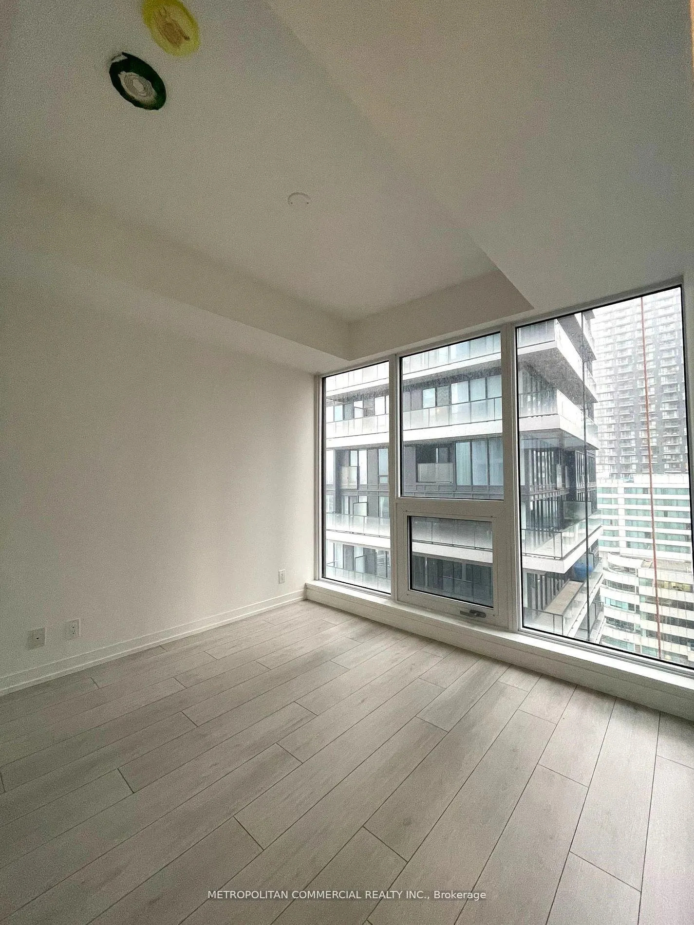 Photo 7 of Unit 2007, 55 Mercer Street, Toronto, Waterfront Communities — HOMEH