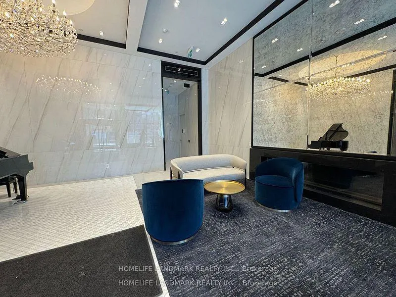 Photo 3 of Unit 3207, 8 Wellesley Street W, Toronto, Bay Street Corridor — HOMEH