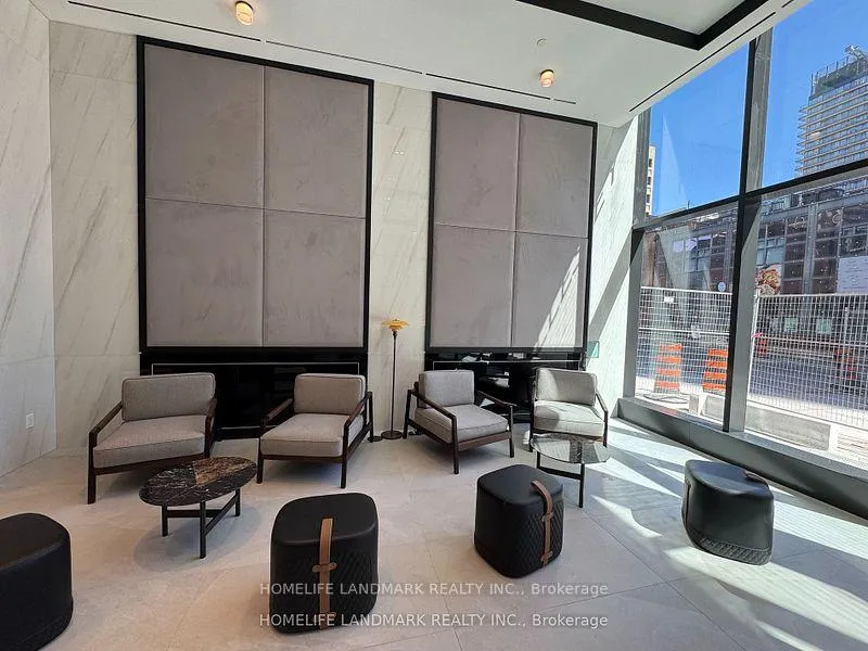 Photo 5 of Unit 3207, 8 Wellesley Street W, Toronto, Bay Street Corridor — HOMEH