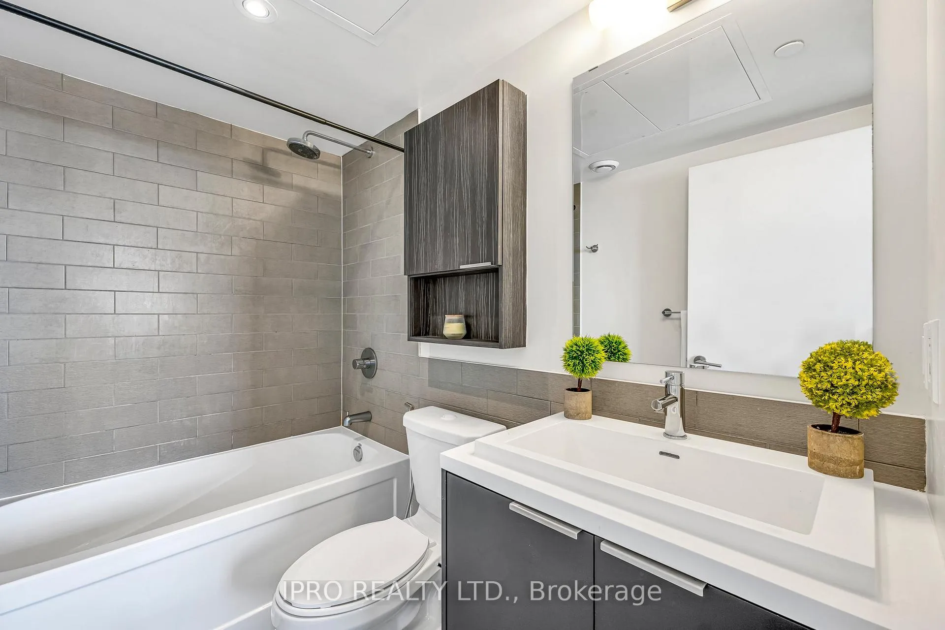 Photo 18 of Unit 2405, 6 Sonic Way, Toronto, Flemingdon Park — HOMEH