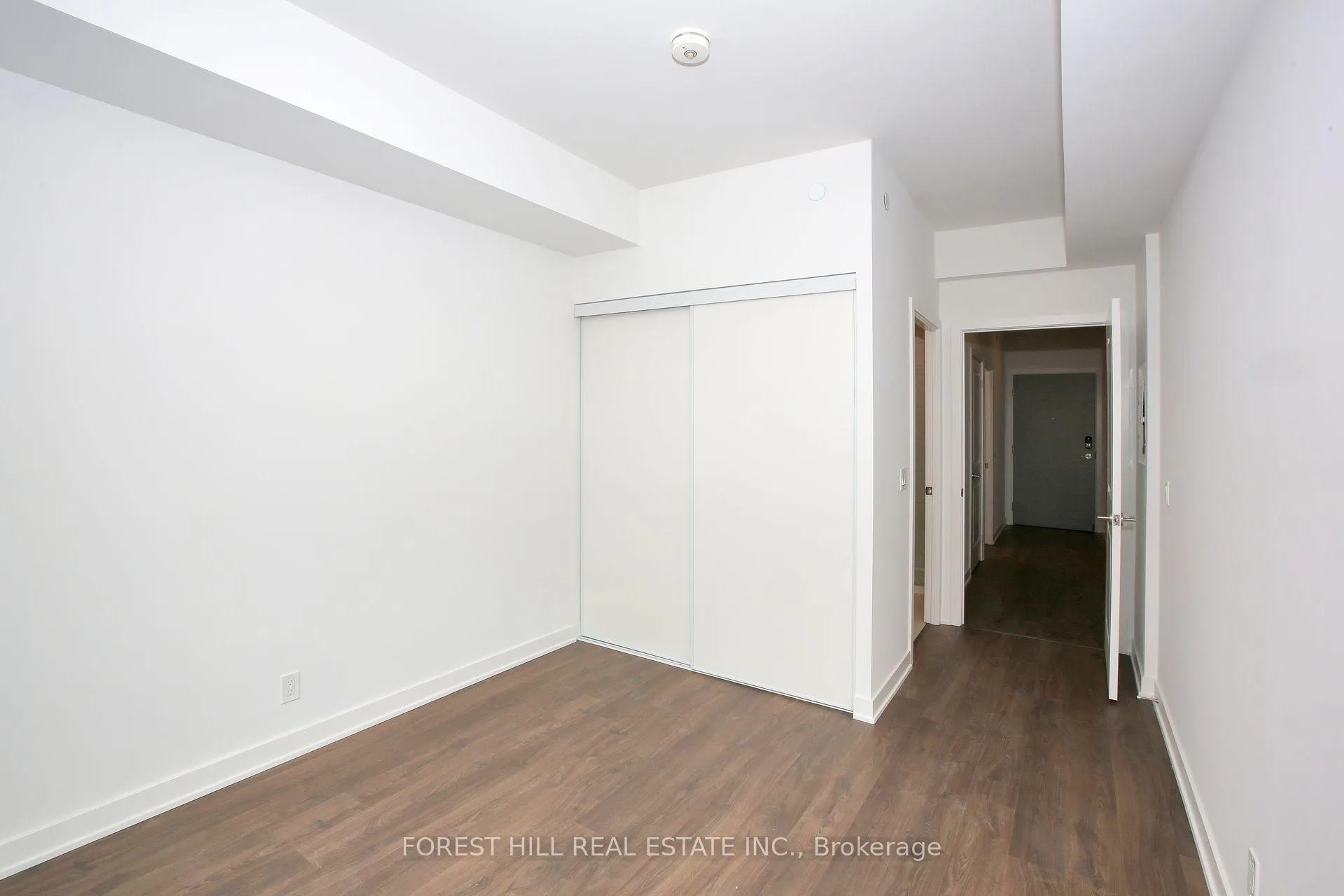 Photo 8 of Unit 1604, 30 Upper Mall Way, Vaughan, Brownridge — HOMEH