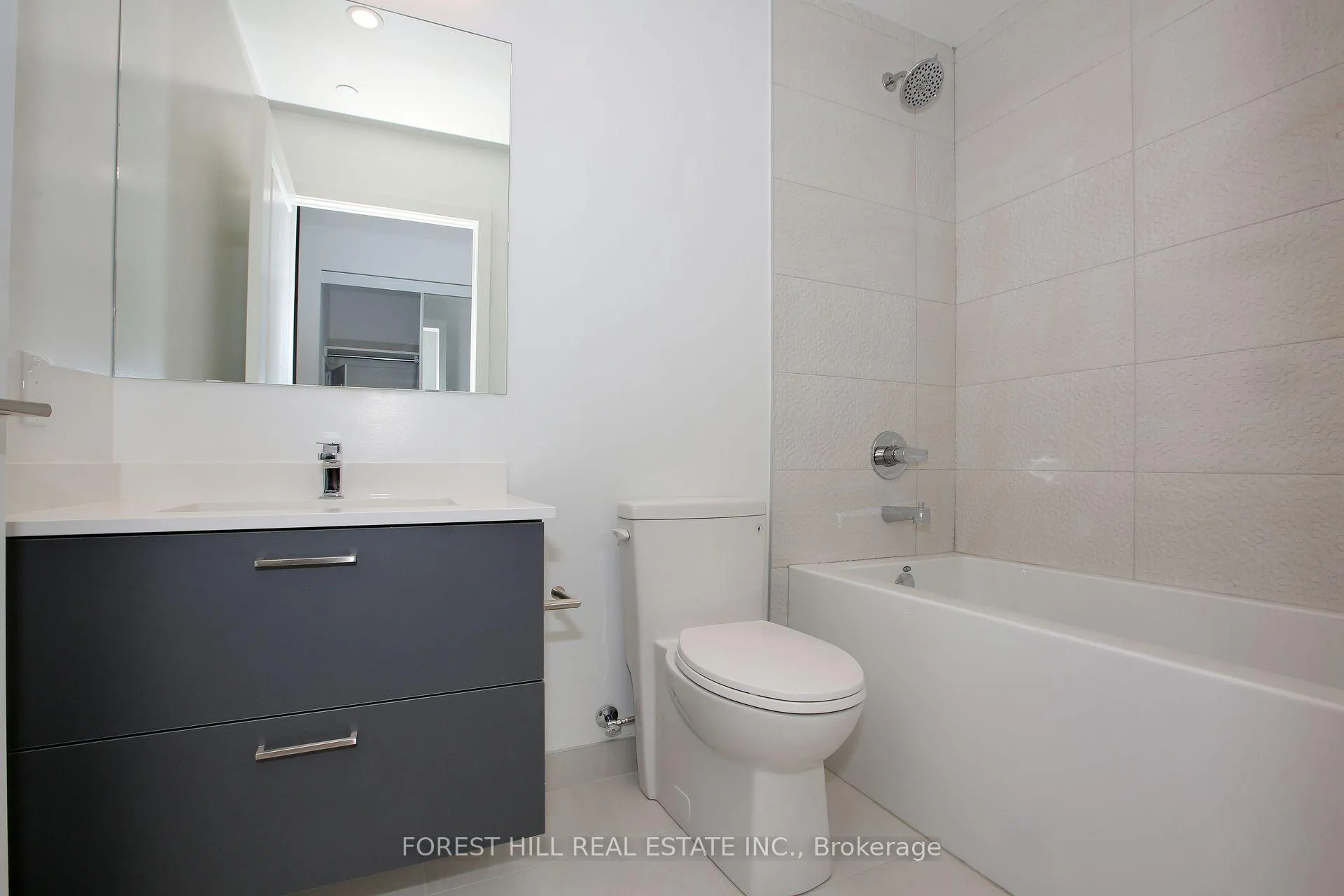 Photo 12 of Unit 1604, 30 Upper Mall Way, Vaughan, Brownridge — HOMEH