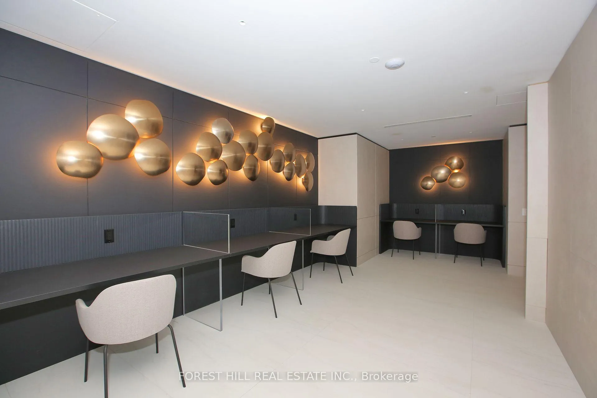 Photo 18 of Unit 1604, 30 Upper Mall Way, Vaughan, Brownridge — HOMEH