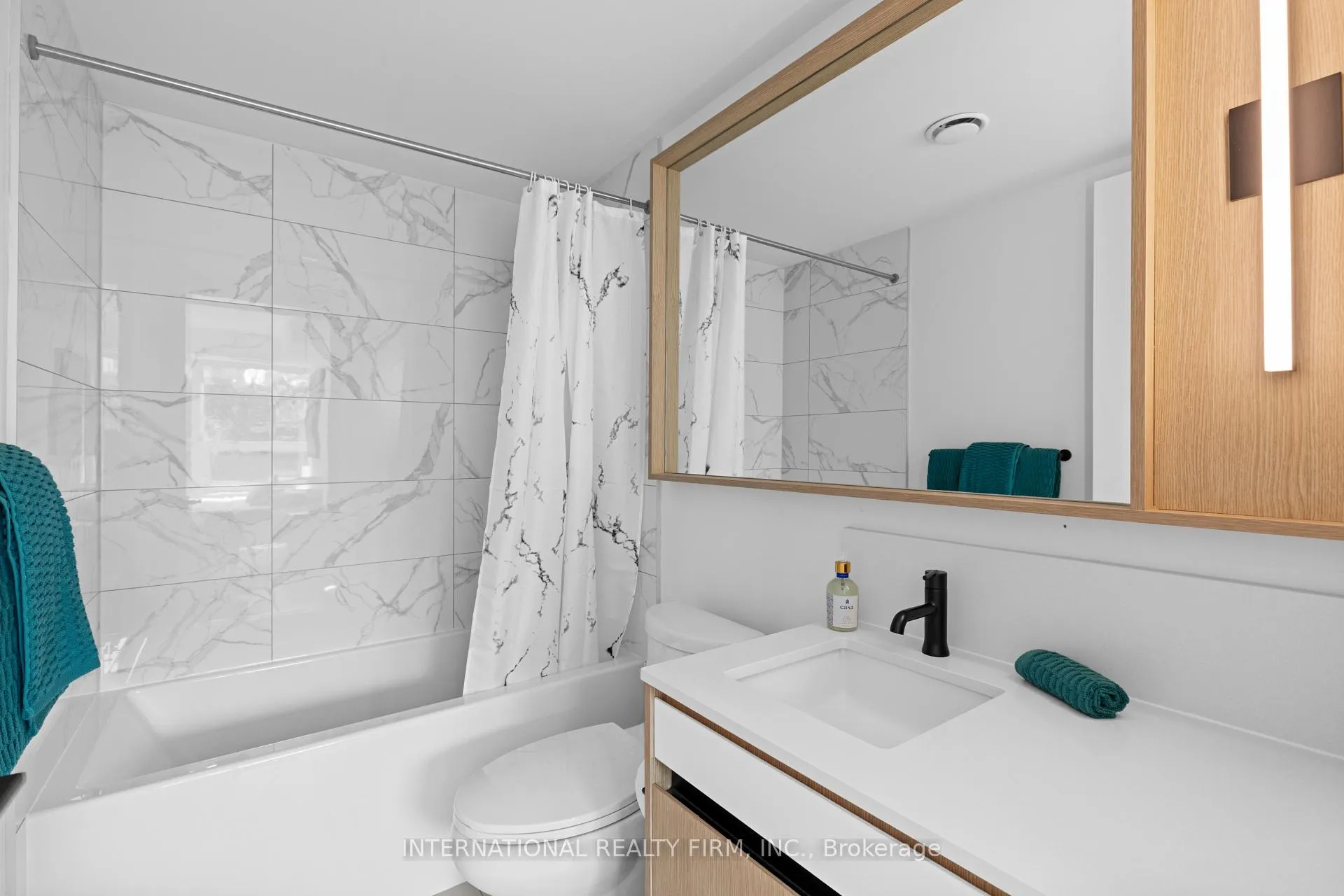 Photo 16 of Unit 409, 5 Lakeview Avenue, Toronto, Trinity-Bellwoods — HOMEH