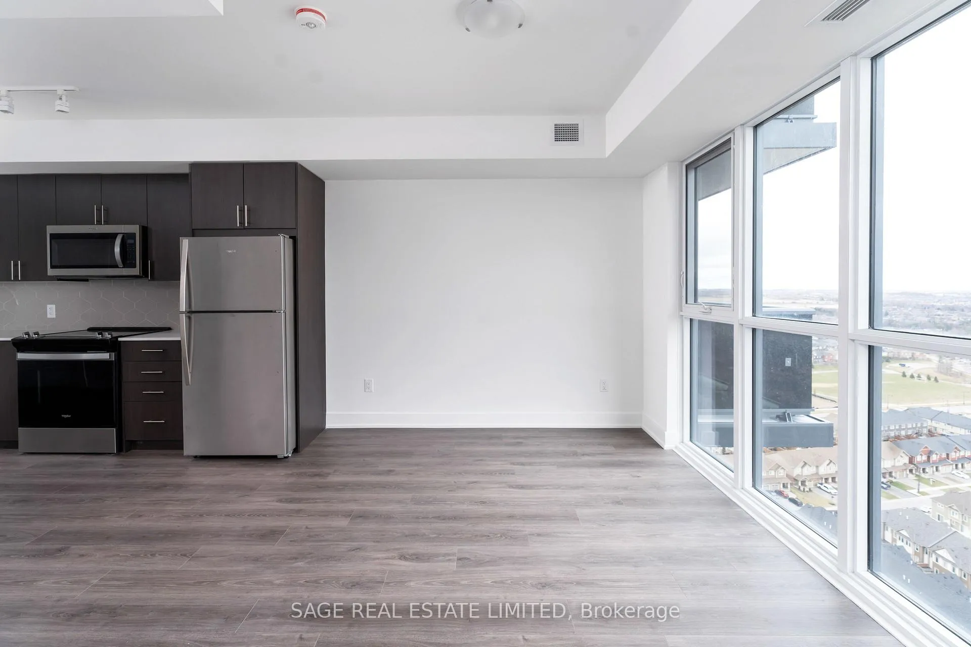Photo 11 of Unit 2307, 2545 Simcoe Street N, Oshawa, Windfields — HOMEH