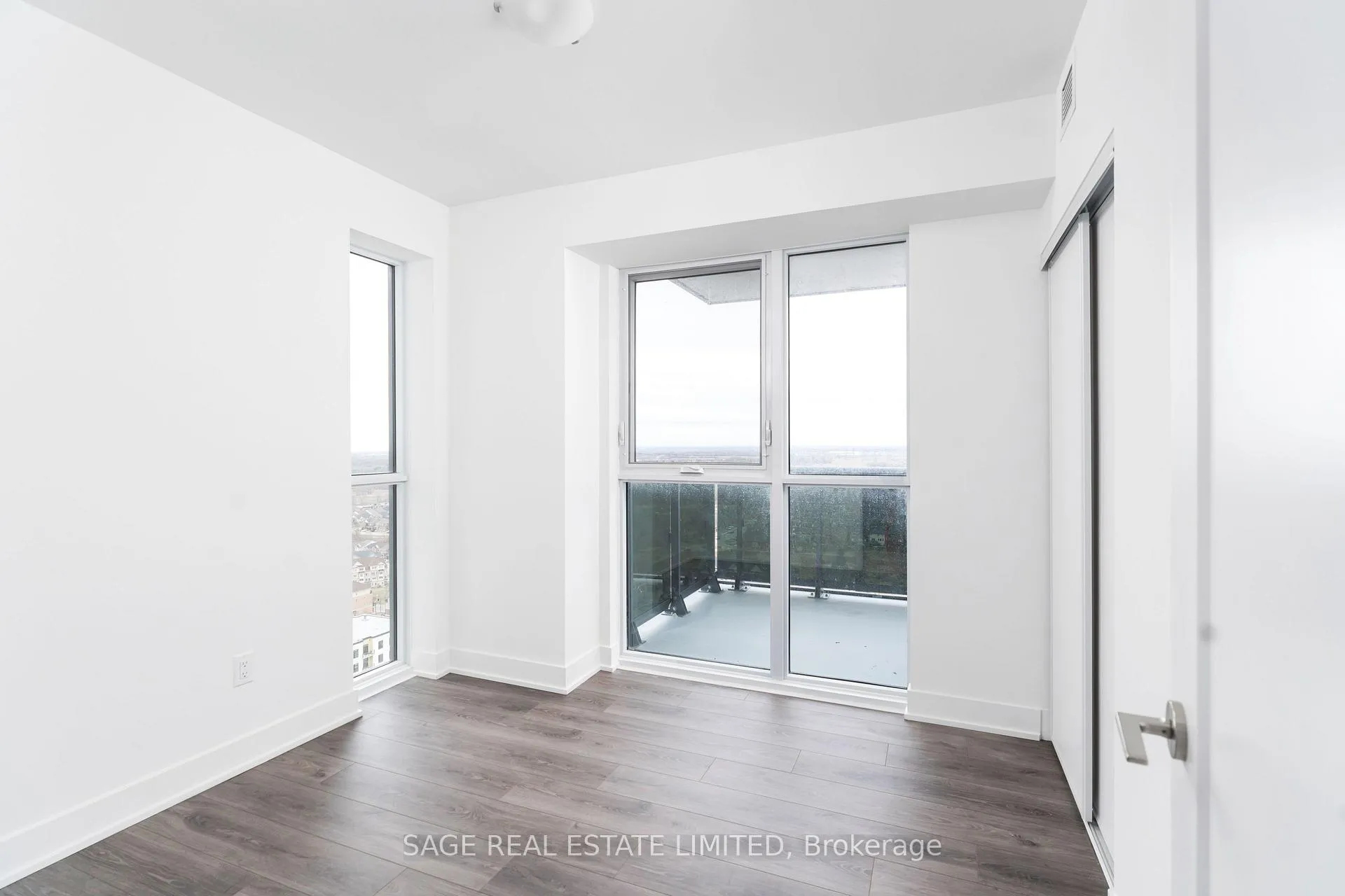 Photo 15 of Unit 2307, 2545 Simcoe Street N, Oshawa, Windfields — HOMEH