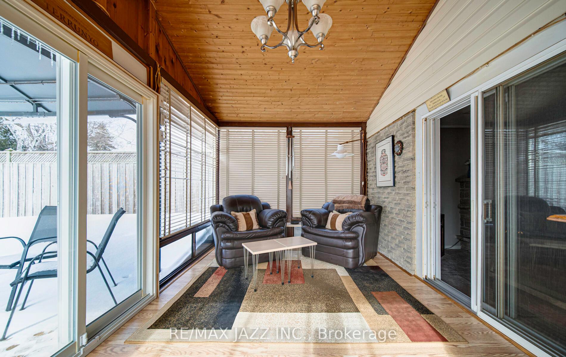 Photo 21 of 704 Pickering Beach Road, Ajax, South East — HOMEH
