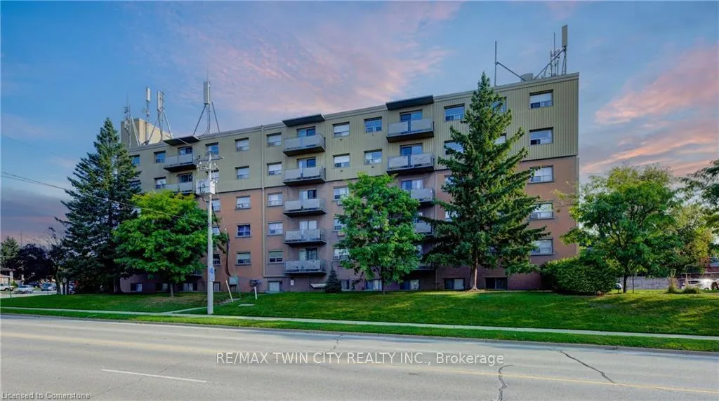 Front of Unit 201, 283 Fairway Road