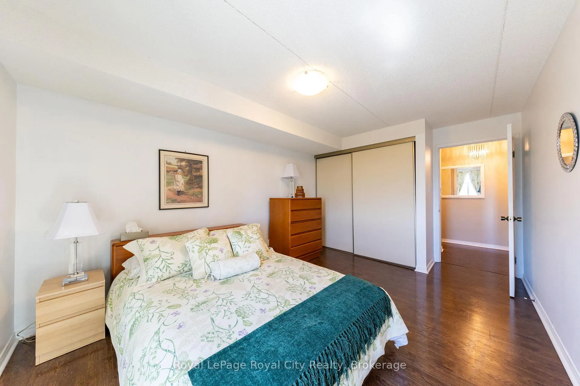 Photo 20 of Unit 601, 8 Christopher Court, Guelph, Kortright West — HOMEH
