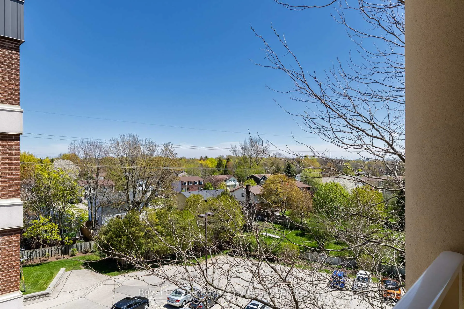Photo 22 of Unit 601, 8 Christopher Court, Guelph, Kortright West — HOMEH