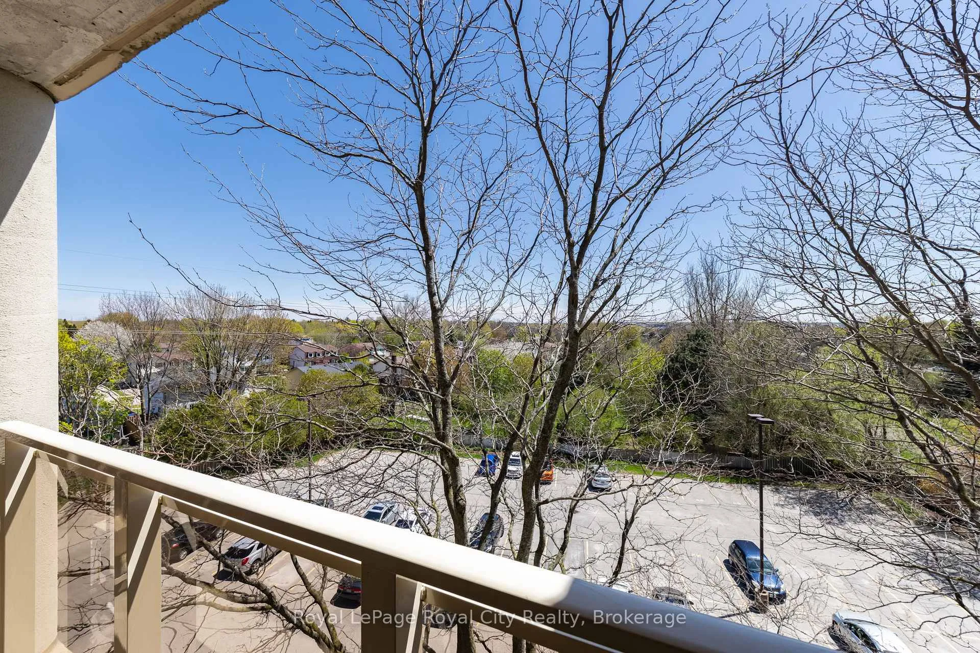 Photo 23 of Unit 601, 8 Christopher Court, Guelph, Kortright West — HOMEH