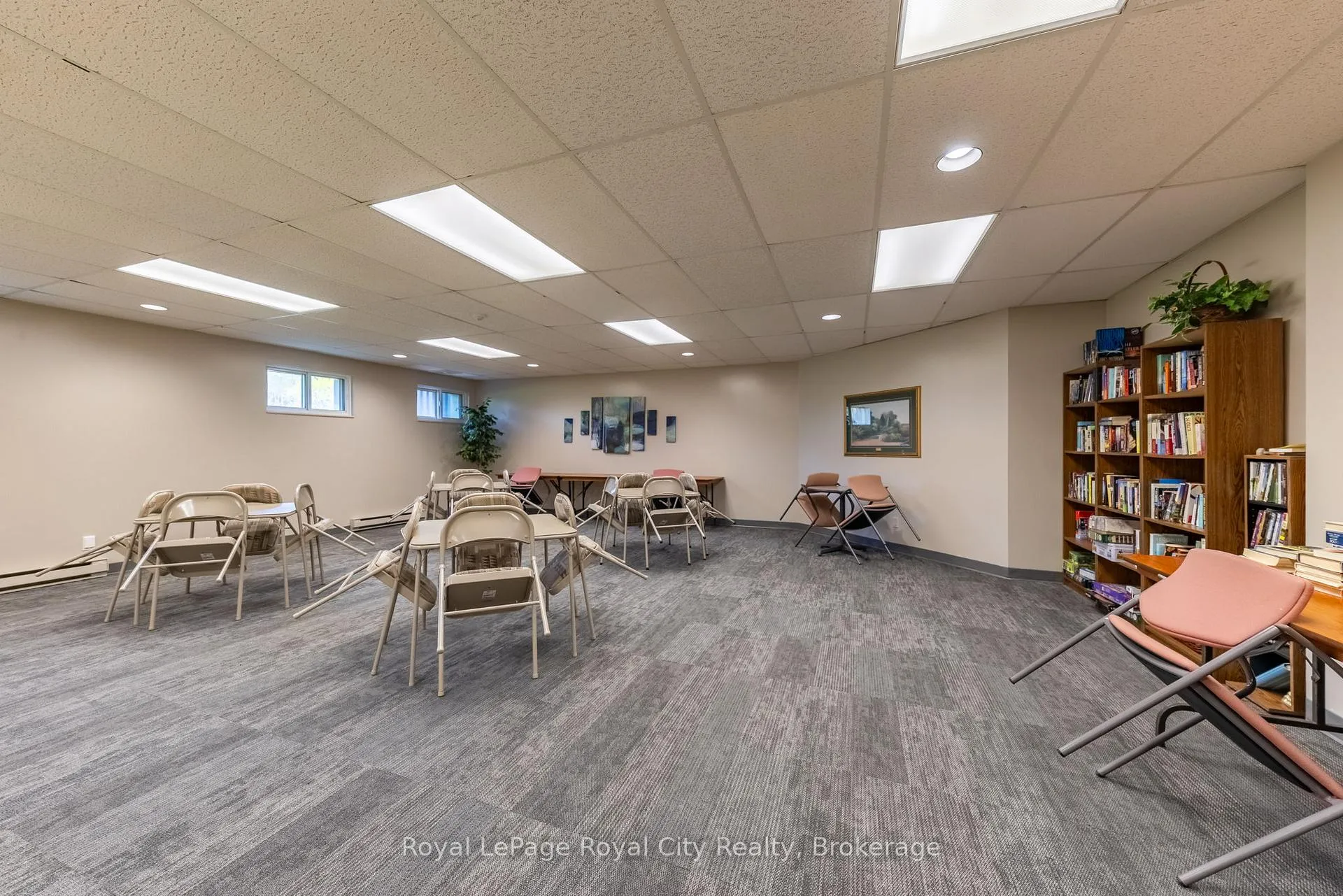 Photo 26 of Unit 601, 8 Christopher Court, Guelph, Kortright West — HOMEH
