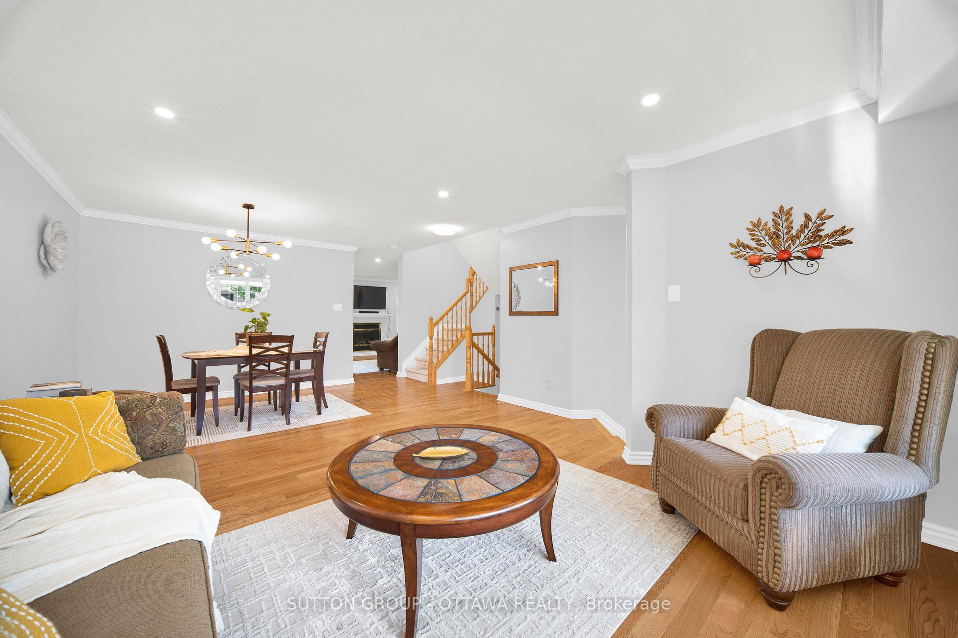 Photo 6 of 11 Baypointe Crescent, Ottawa, Barrhaven East — HOMEH
