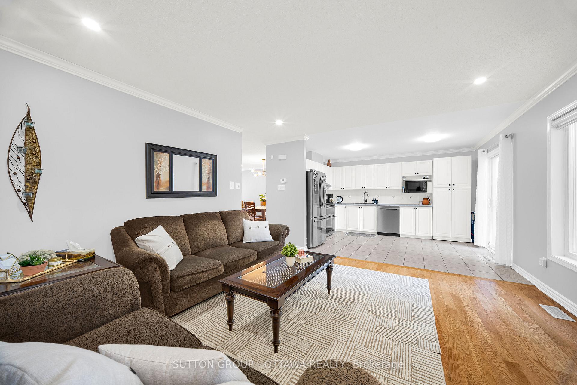 Photo 13 of 11 Baypointe Crescent, Ottawa, Barrhaven East — HOMEH