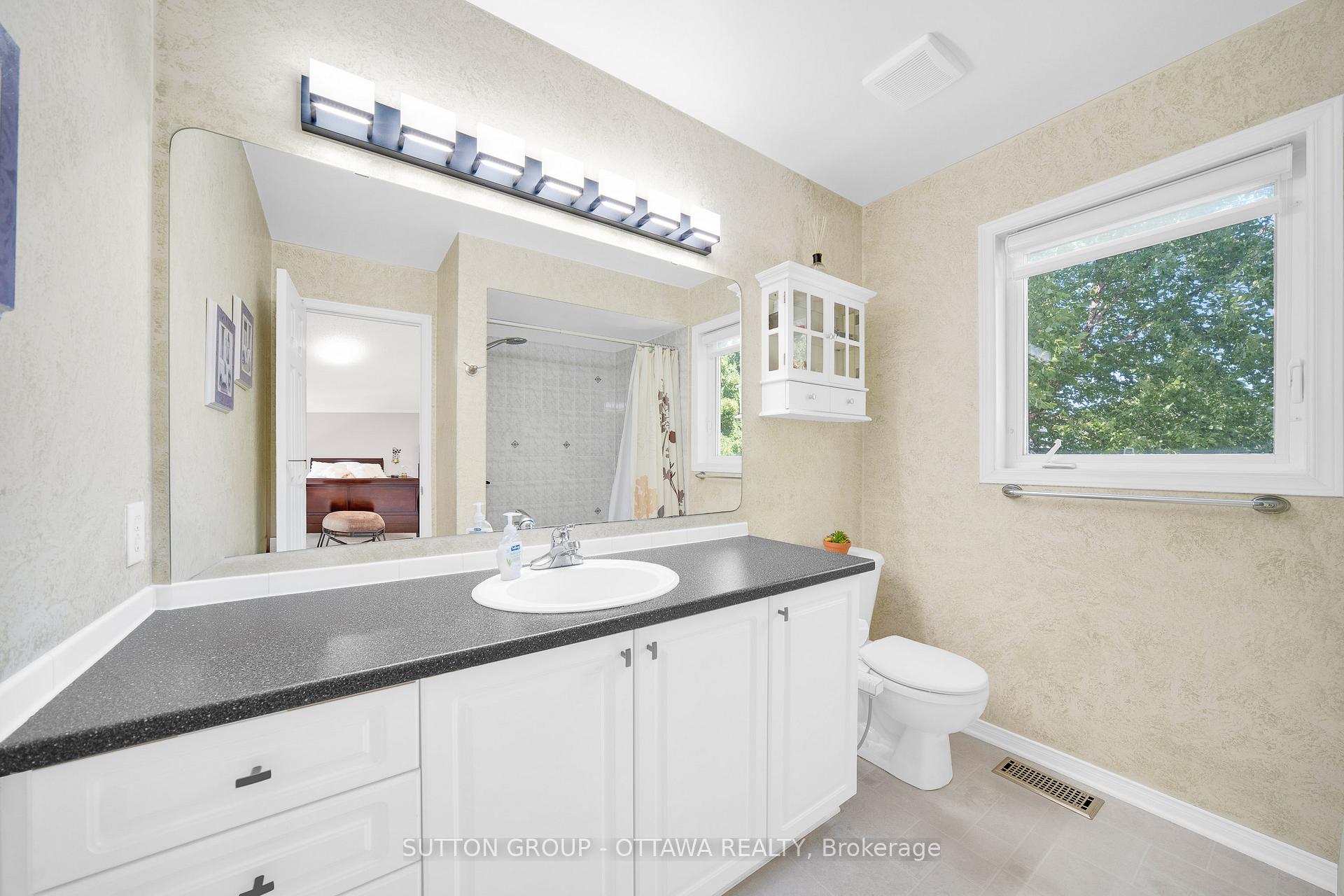 Photo 24 of 11 Baypointe Crescent, Ottawa, Barrhaven East — HOMEH