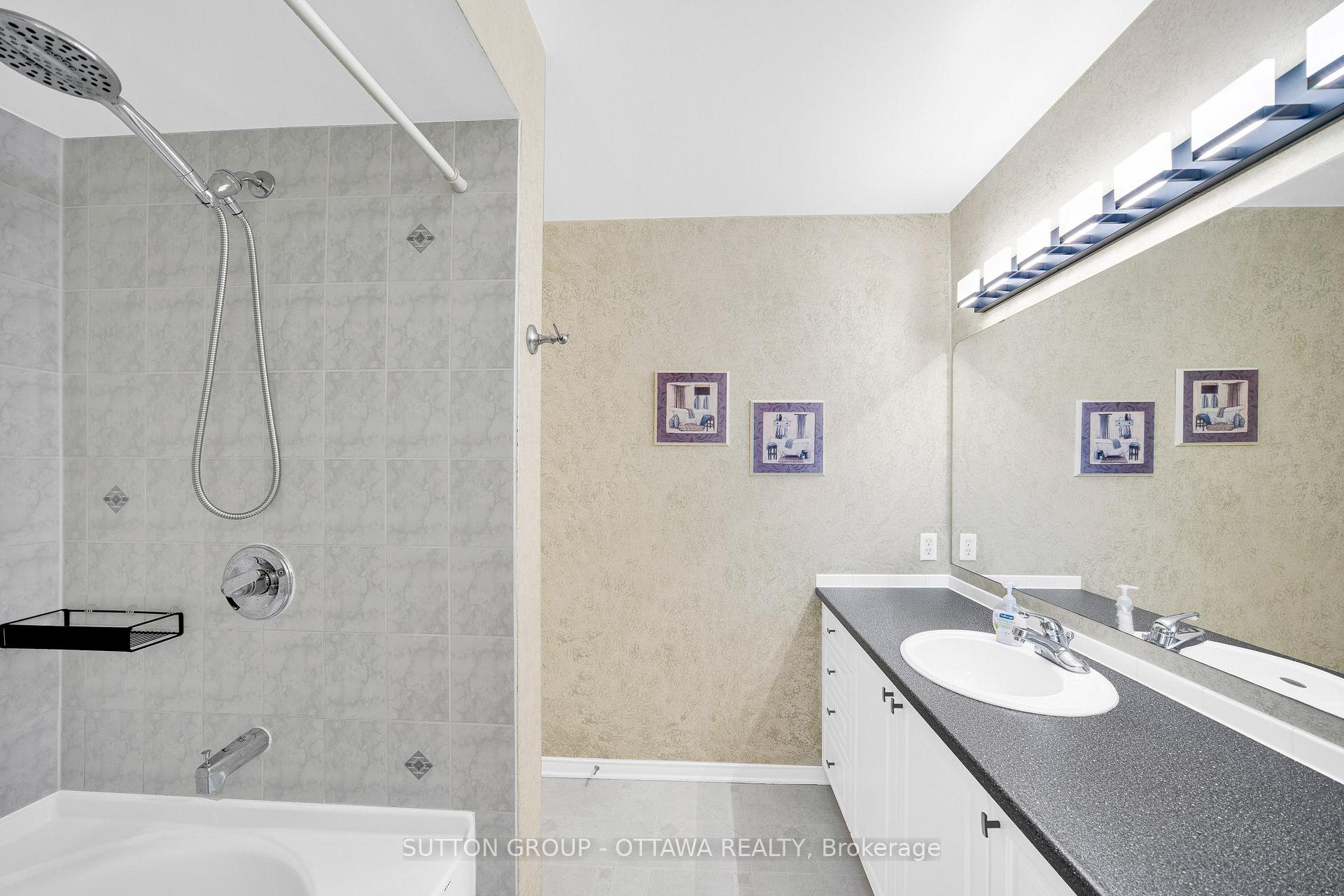 Photo 25 of 11 Baypointe Crescent, Ottawa, Barrhaven East — HOMEH