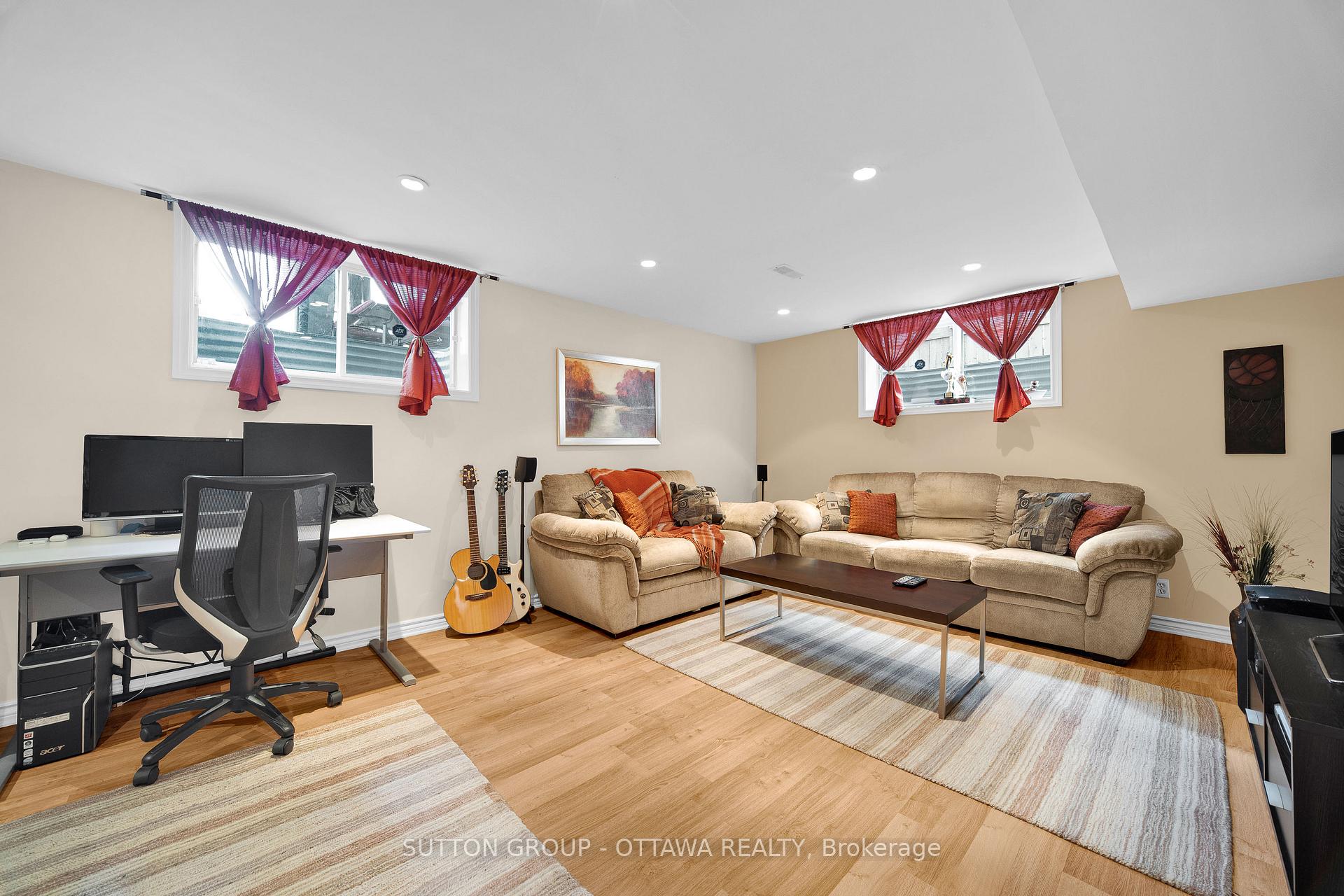 Photo 34 of 11 Baypointe Crescent, Ottawa, Barrhaven East — HOMEH
