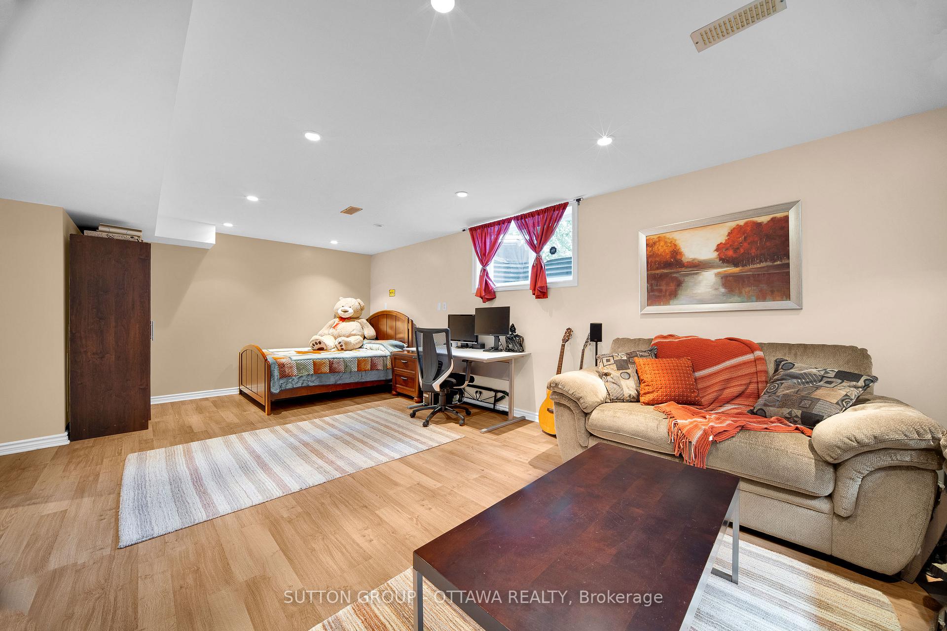 Photo 36 of 11 Baypointe Crescent, Ottawa, Barrhaven East — HOMEH