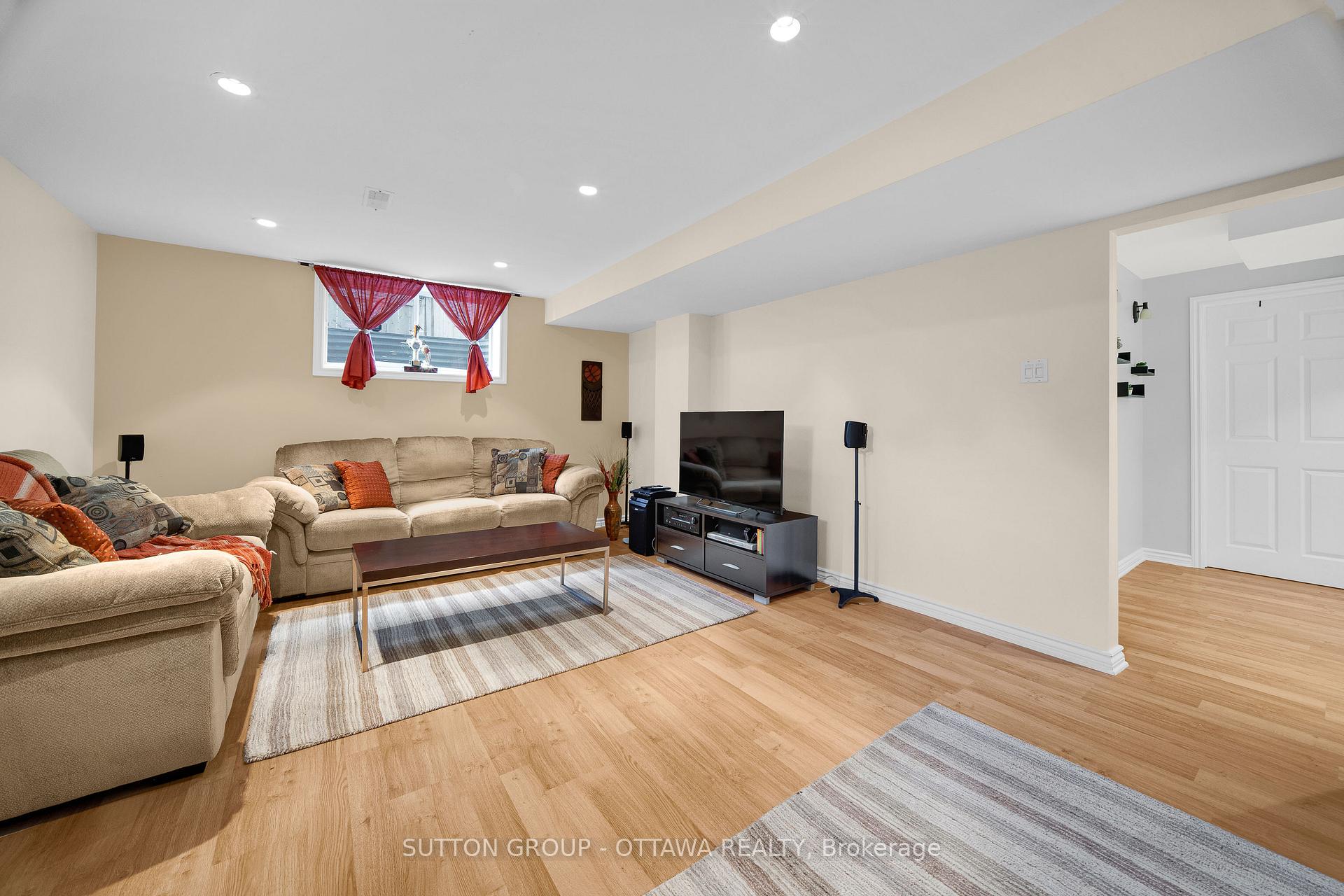 Photo 37 of 11 Baypointe Crescent, Ottawa, Barrhaven East — HOMEH