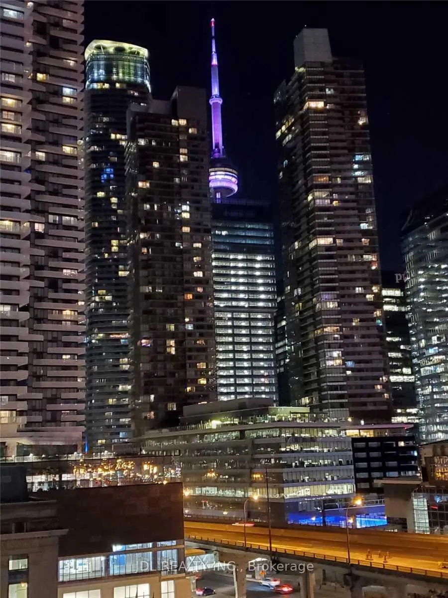 Photo 3 of Unit 601, 33 Bay Street, Toronto, Waterfront Communities — HOMEH
