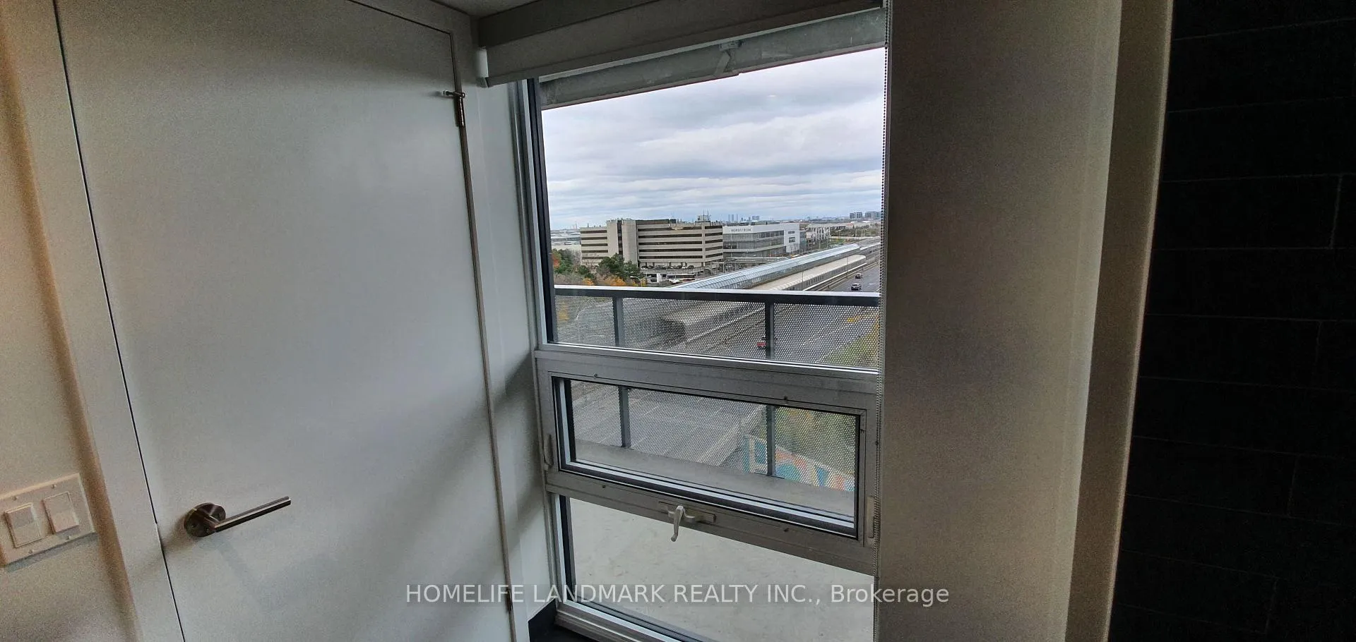Photo 26 of Unit 1005, 120 Varna Drive N, Toronto, Englemount-Lawrence — HOMEH
