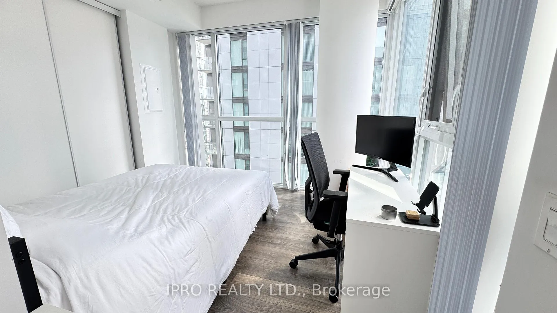 Photo 10 of Unit 2613, 87 Peter Street, Toronto, Waterfront Communities — HOMEH