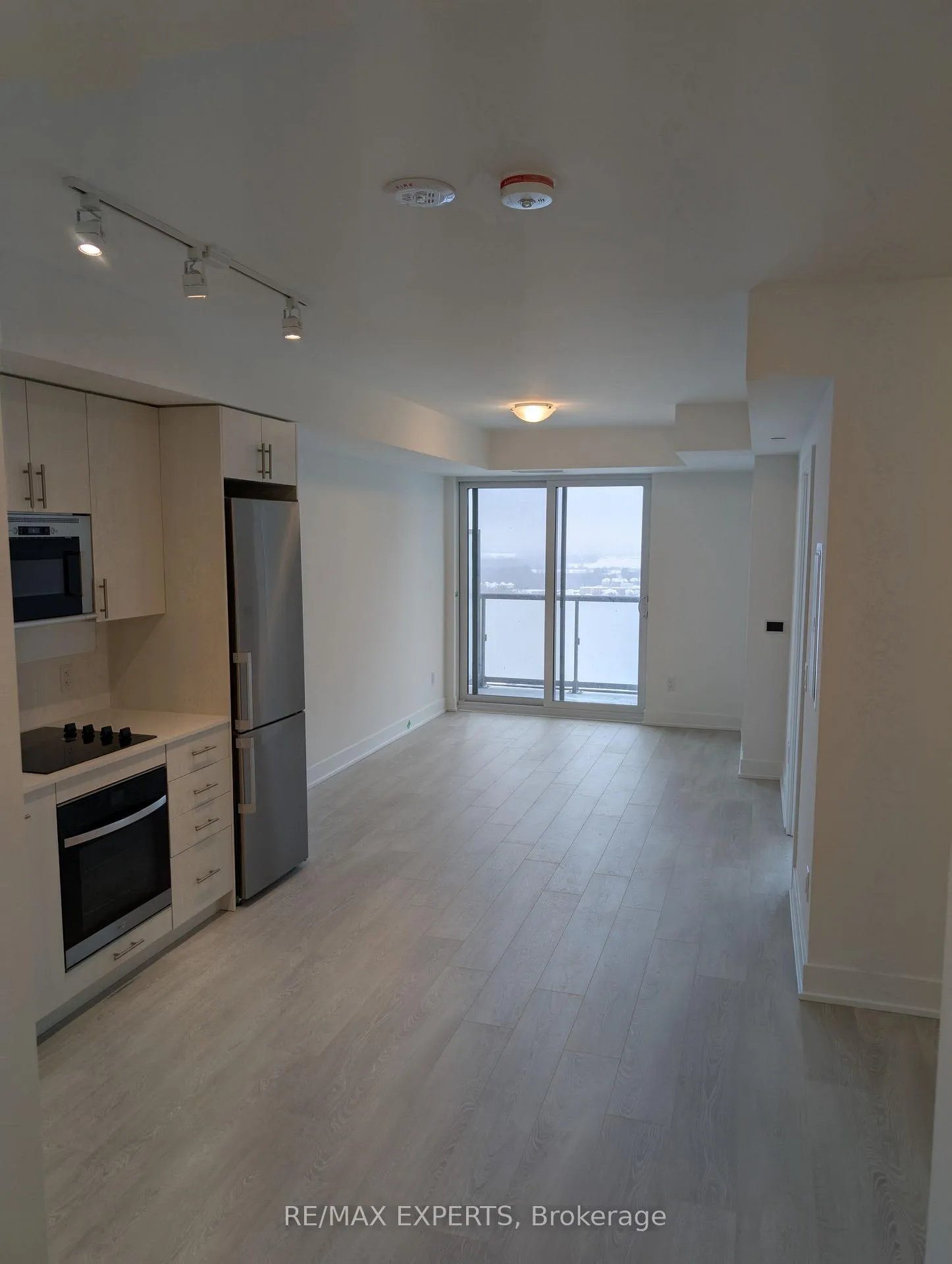 Photo 2 of Unit 2213, 2545 Simcoe Street N, Oshawa, Windfields — HOMEH