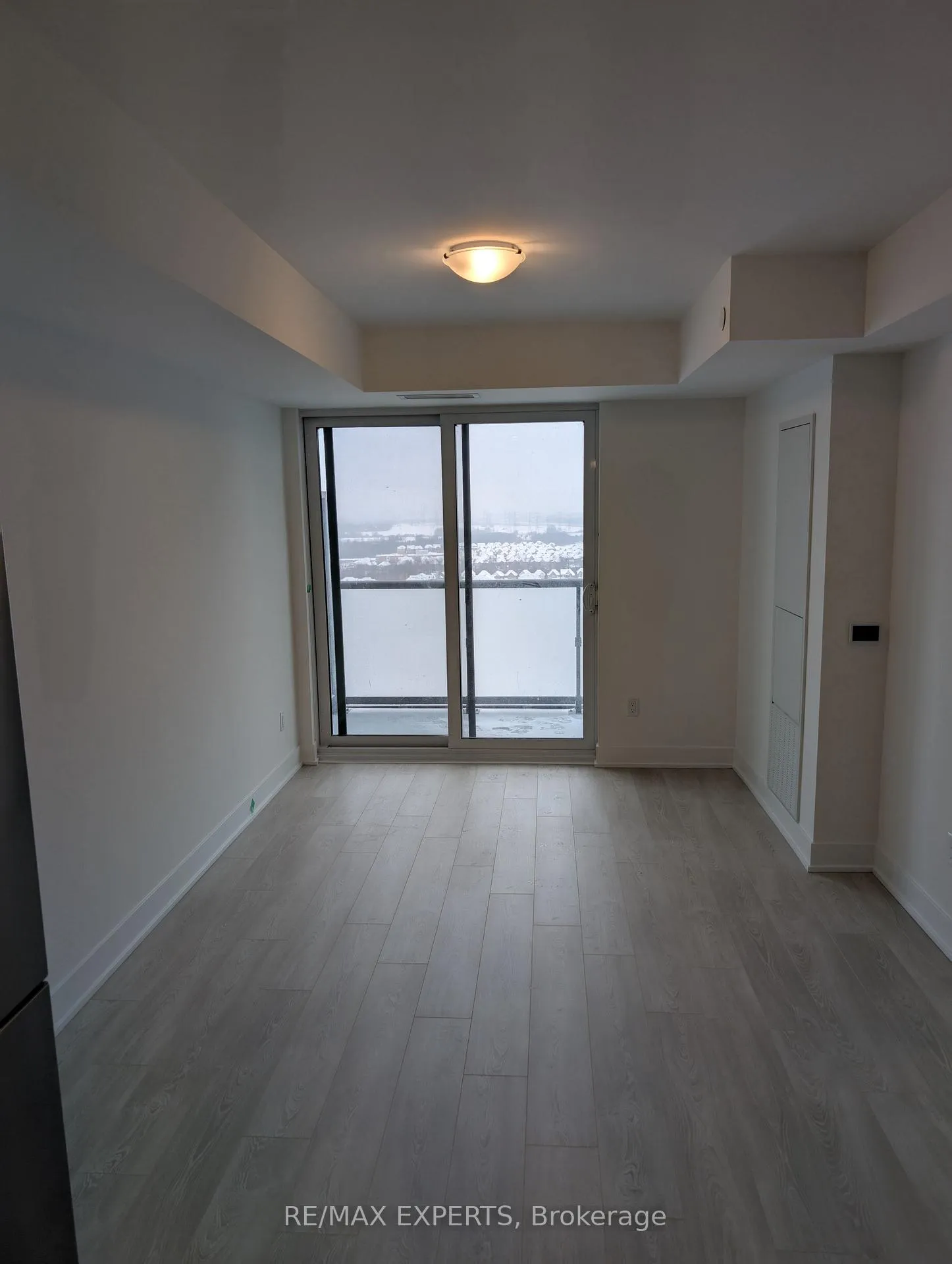 Photo 4 of Unit 2213, 2545 Simcoe Street N, Oshawa, Windfields — HOMEH