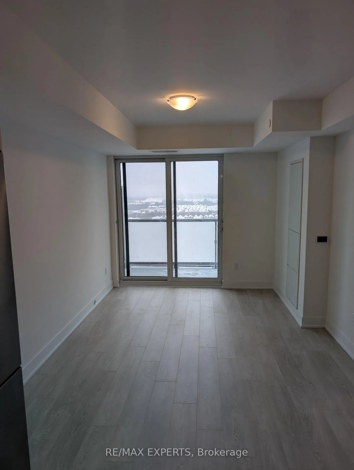 Photo 5 of Unit 2213, 2545 Simcoe Street N, Oshawa, Windfields — HOMEH
