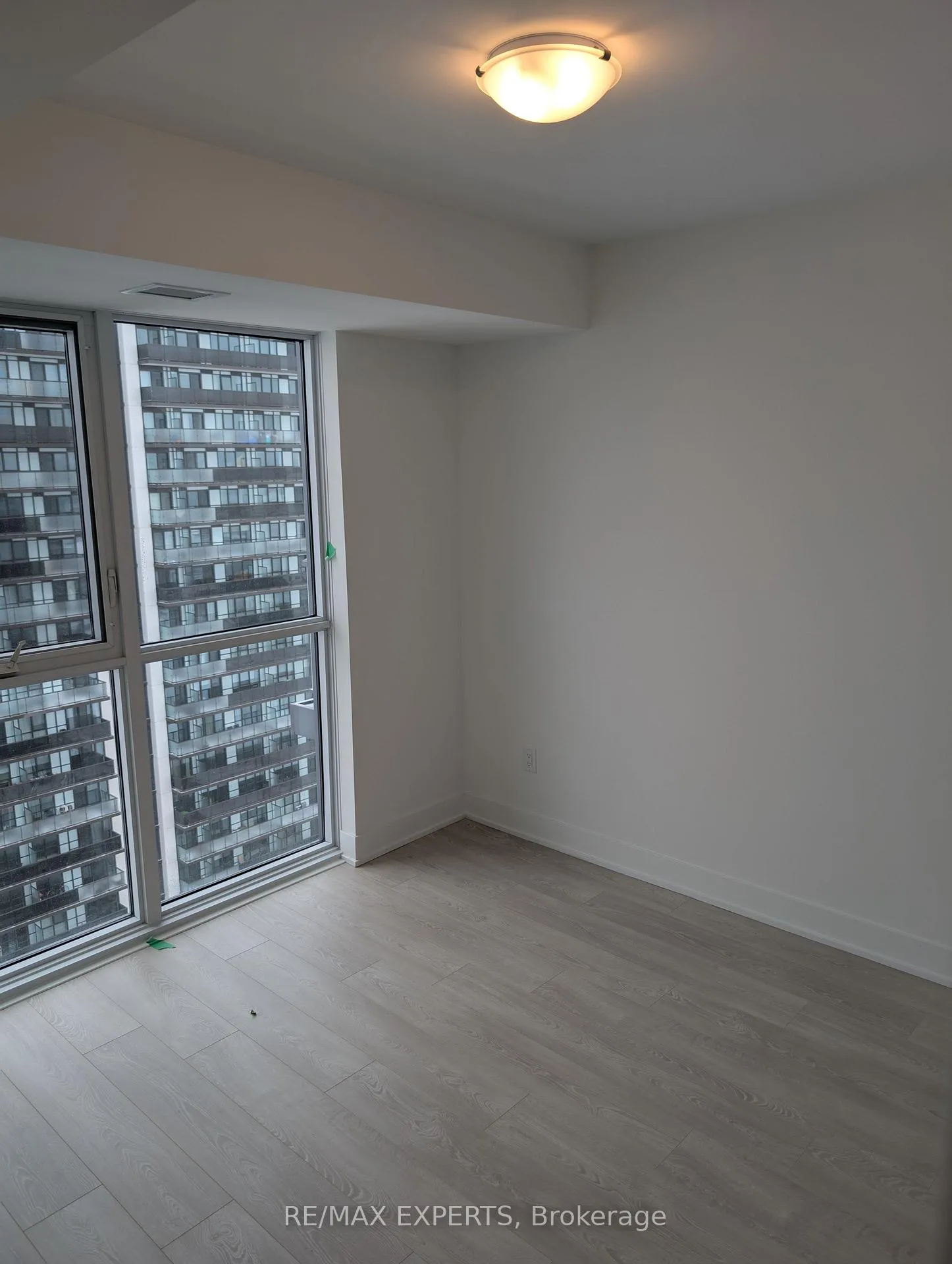 Photo 9 of Unit 2213, 2545 Simcoe Street N, Oshawa, Windfields — HOMEH