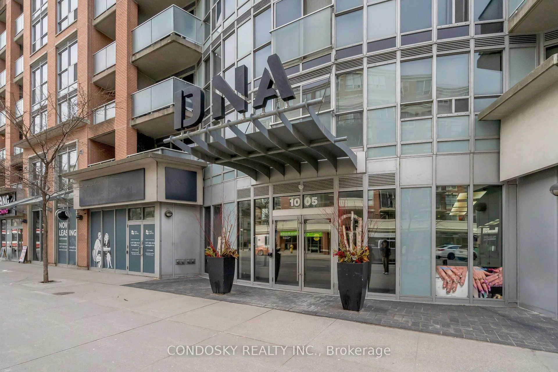Photo 2 of Unit 508, 1005 King Street W, Toronto, Niagara — HOMEH
