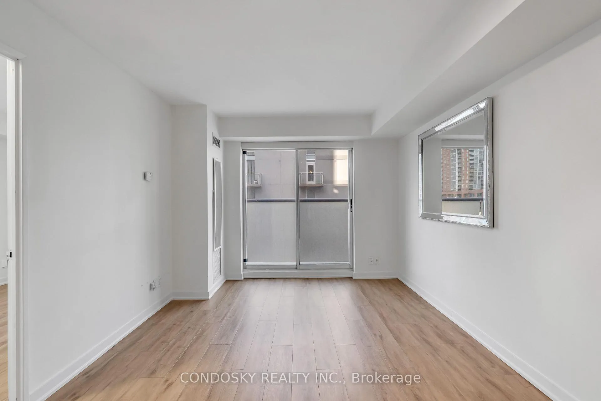 Photo 5 of Unit 508, 1005 King Street W, Toronto, Niagara — HOMEH