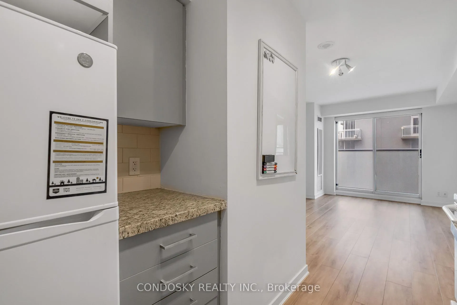 Photo 12 of Unit 508, 1005 King Street W, Toronto, Niagara — HOMEH