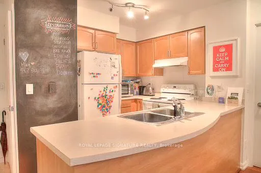 Photo 3 of Unit 401, 219 Fort York Boulevard, Toronto, Niagara — HOMEH