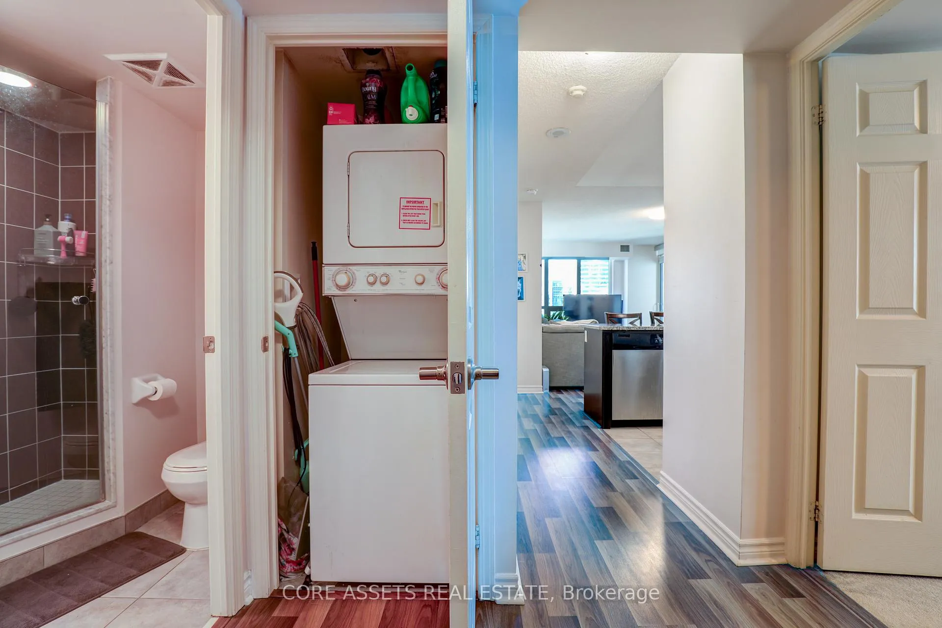 Photo 3 of Unit 2306, 19 Grand Trunk Crescent, Toronto, Waterfront Communities — HOMEH