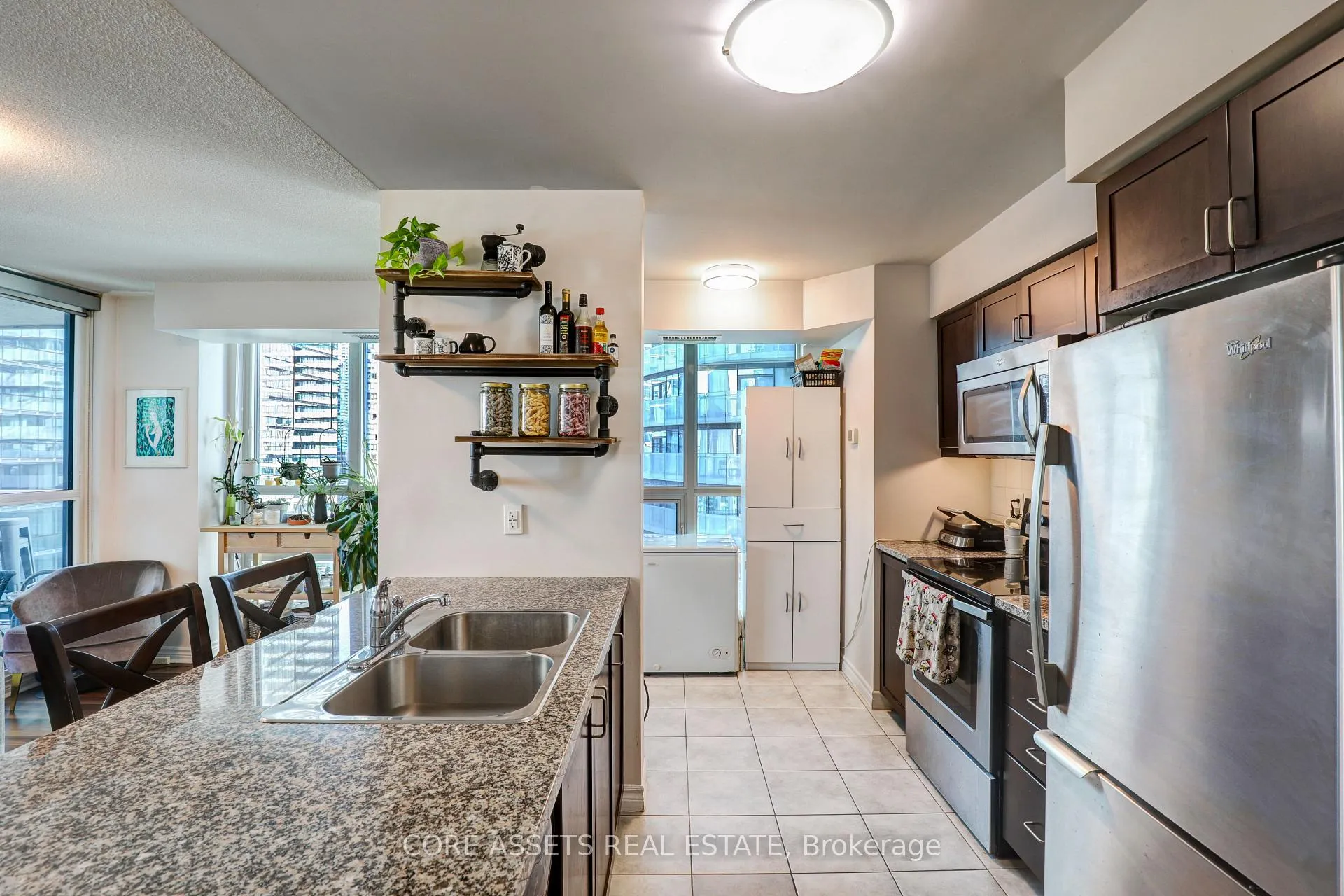 Photo 9 of Unit 2306, 19 Grand Trunk Crescent, Toronto, Waterfront Communities — HOMEH