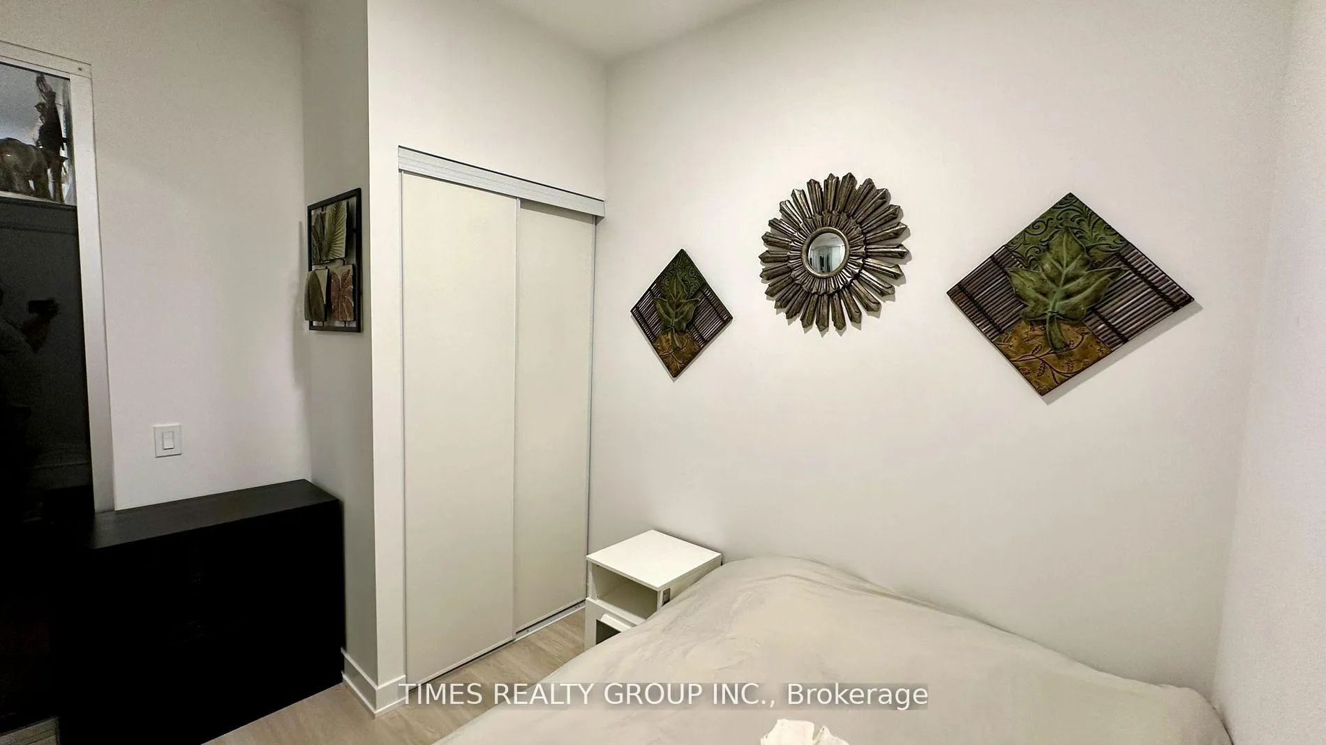 Photo 9 of Unit 216, 1 Promenade Circle, Vaughan, Brownridge — HOMEH