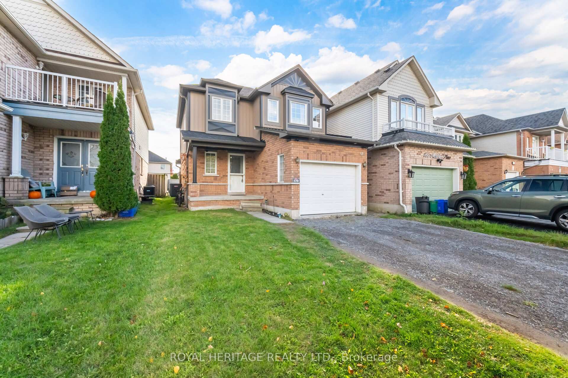 Photo 2 of 170 Madden Place, Clarington, Bowmanville — HOMEH